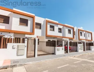 Comprar casa en Calle SIERRA DE LAS MORERAS nº 12 en Murcia