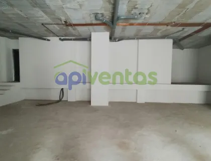Comprar almacén de 108m² en Lorca
