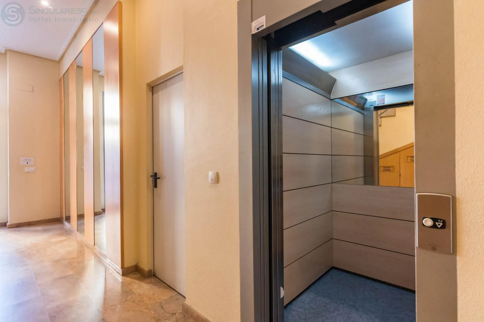 Comprar ático en Calle CALVARIO nº 89 en Murcia