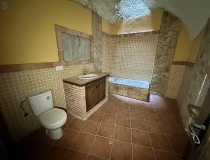 Comprar casa de 1088m² en Castril