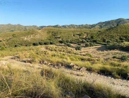 Comprar terreno de 1390000m² en Lorca