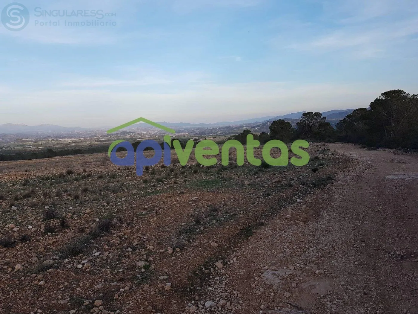 Comprar casa de 48000m² en Lorca