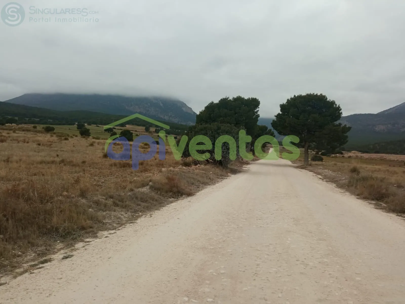 Comprar terreno de 23238m² en Lorca