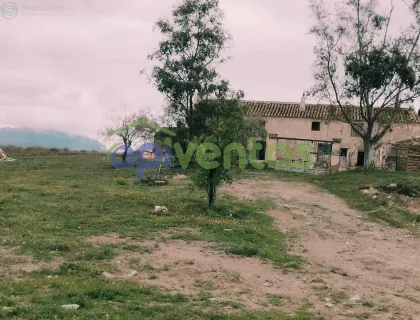 Comprar casa de 223000m² en Lorca