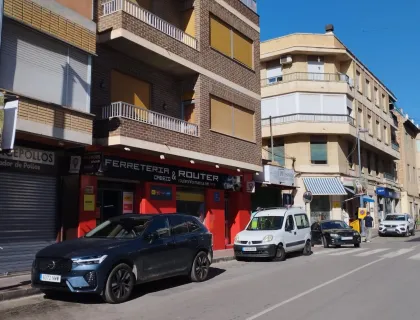 Alquilar local de 150m² en Murcia
