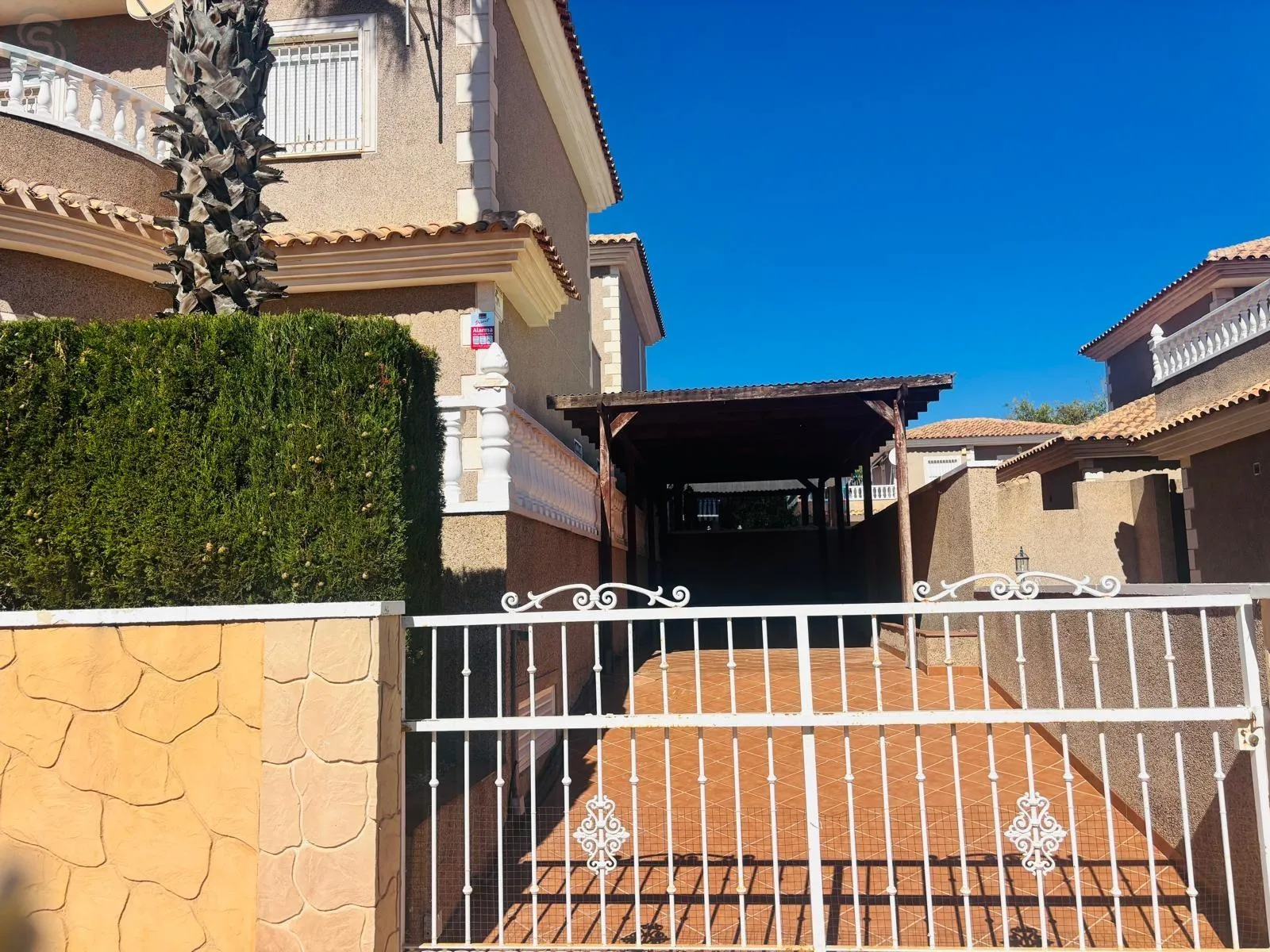 Comprar casa de 227m² en Torrevieja