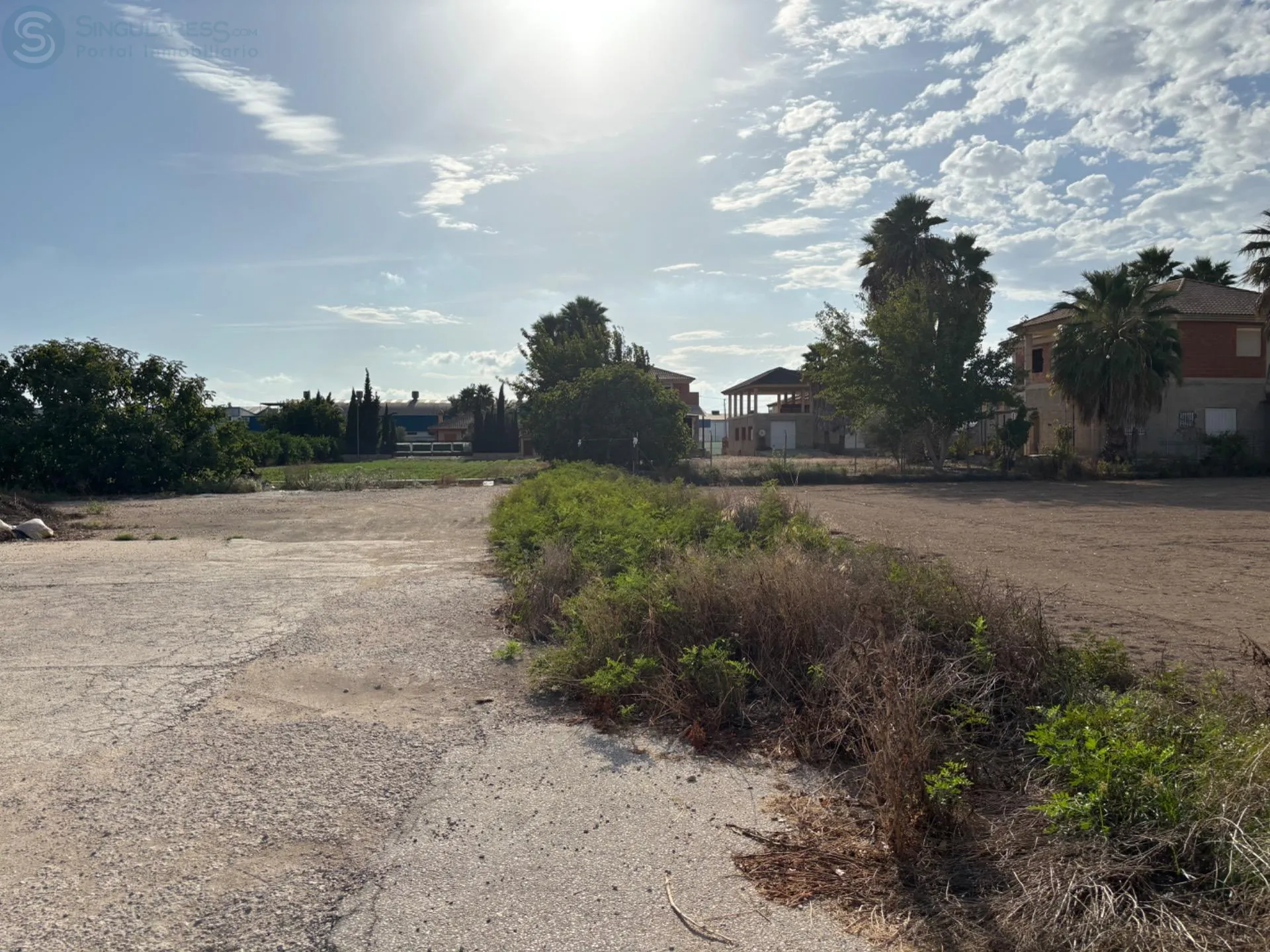 Comprar terreno de 1500m² en Murcia
