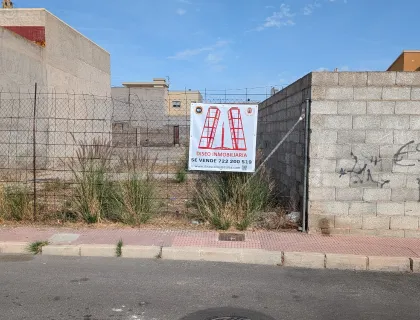 Comprar terreno de 162m² en Las Torres de Cotillas