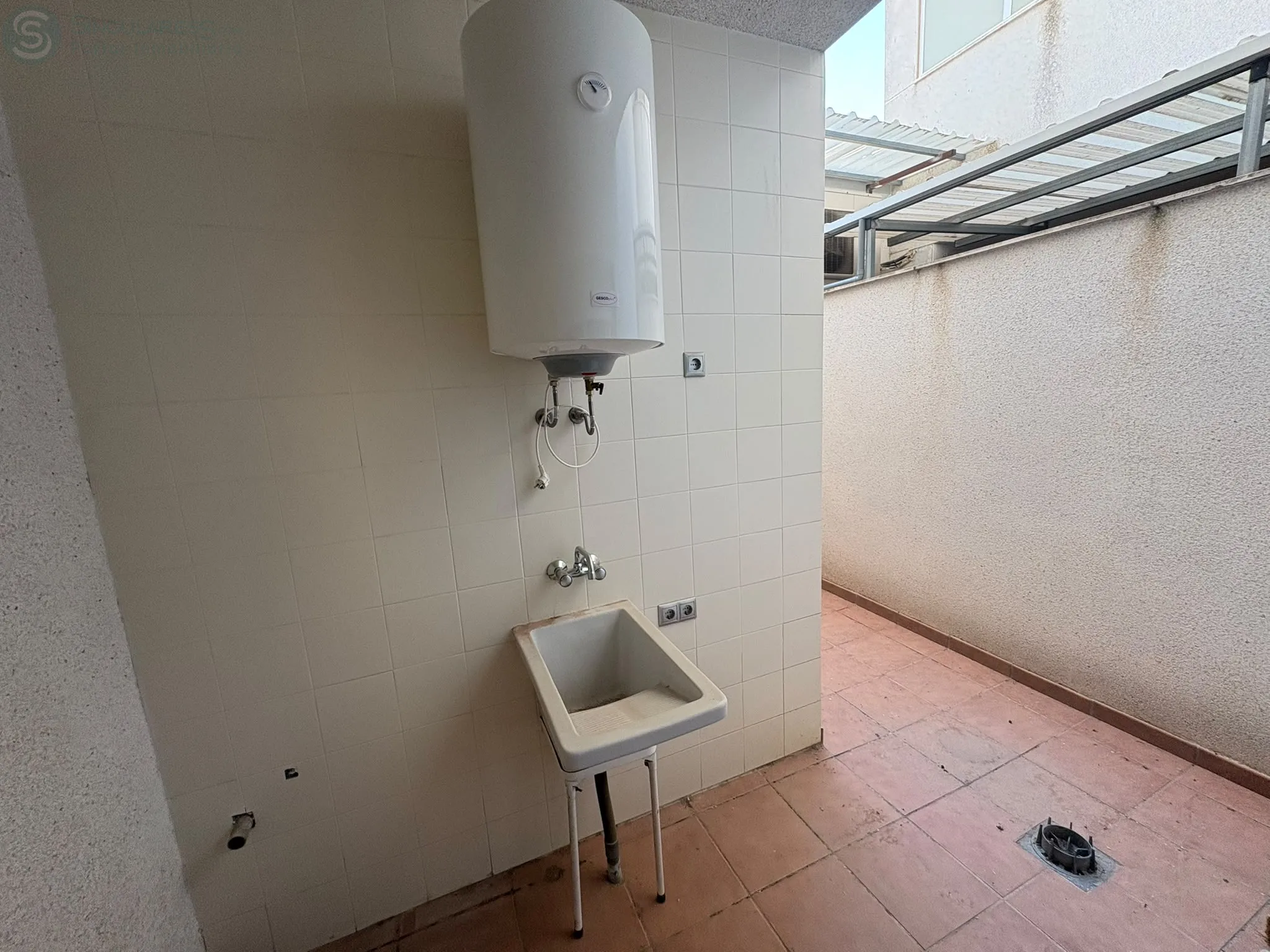 Comprar piso de 96m² en Archena - Lavadero