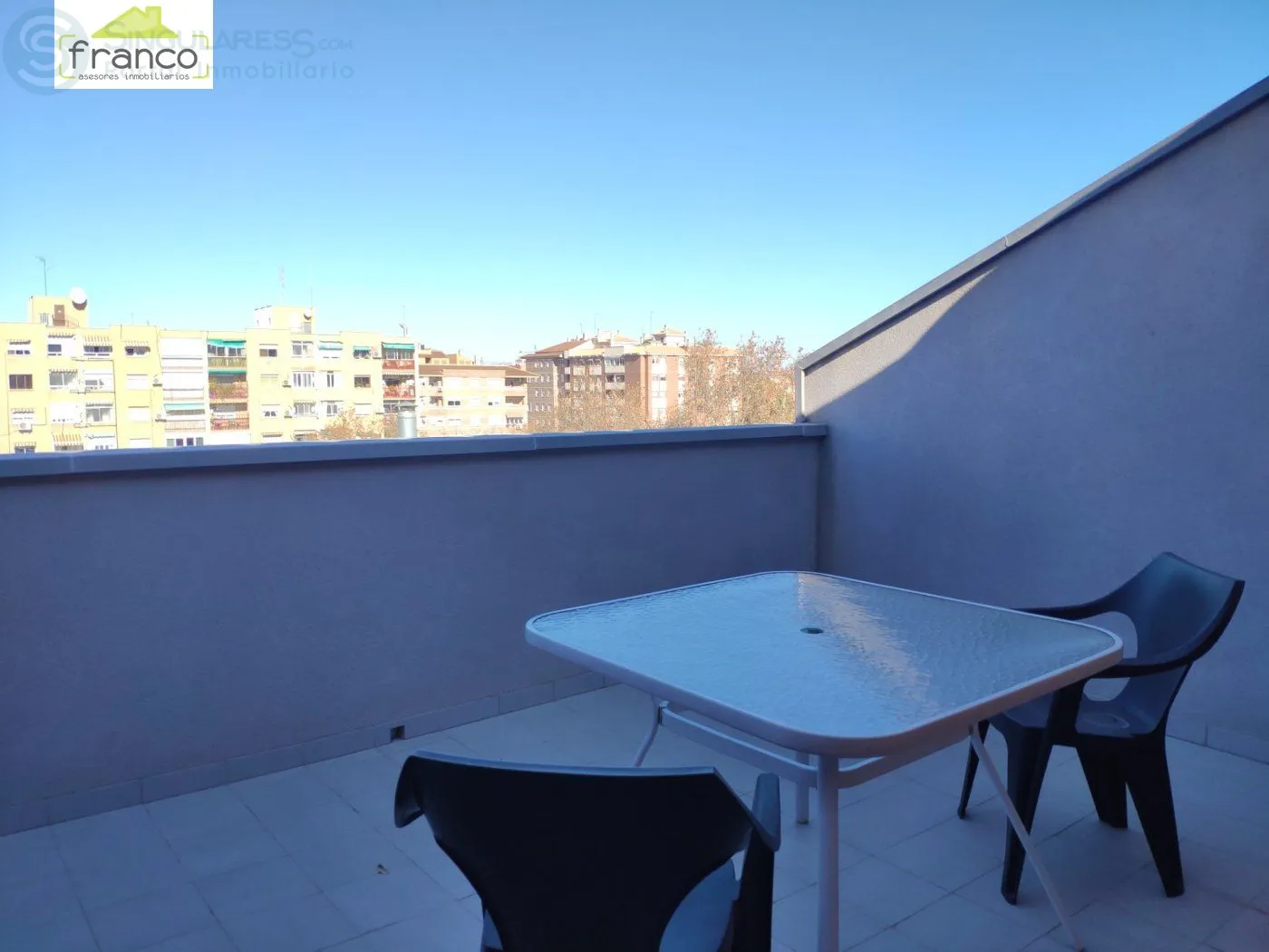 Alquilar ático de 57m² en Murcia