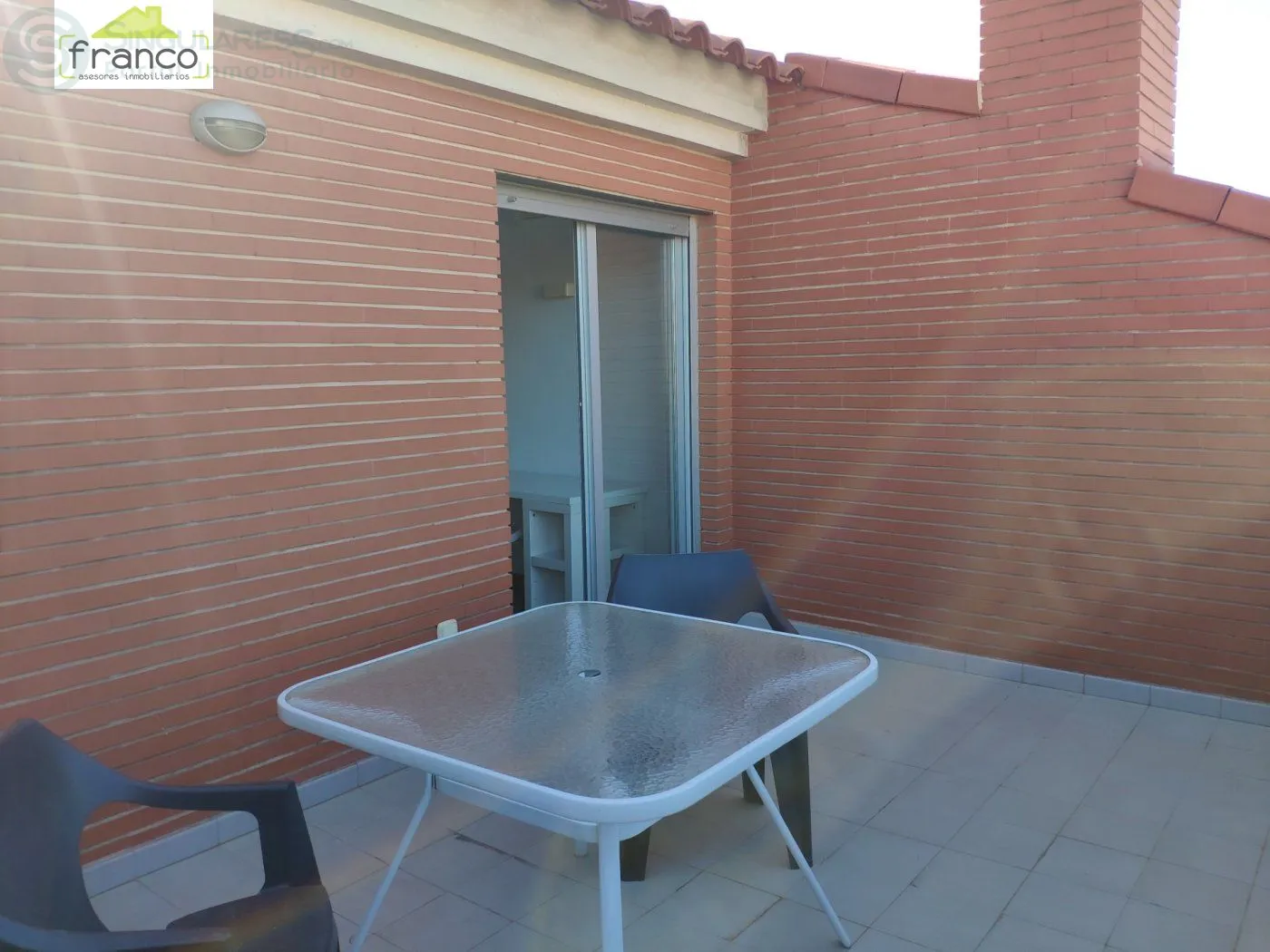 Alquilar ático de 57m² en Murcia