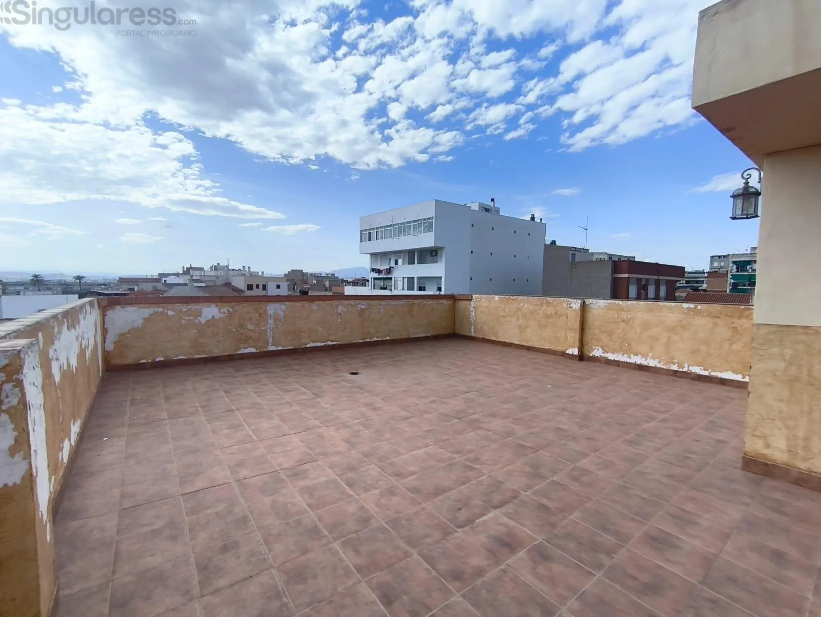 Comprar piso de 110m² en Molina de Segura