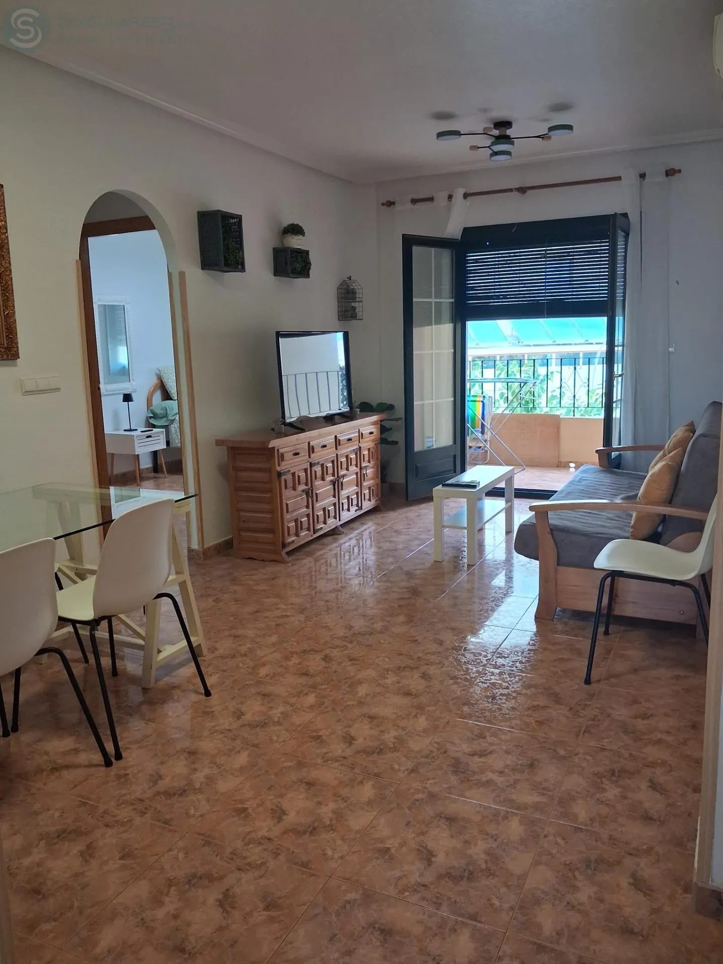 Comprar piso en Calle RIO DE ESPINAREDO nº 5 en Los Alcázares