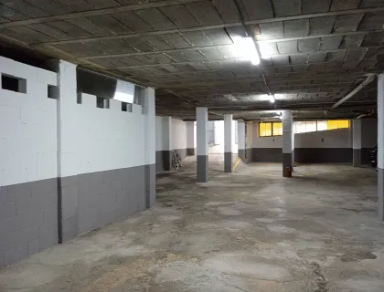 Alquilar garaje de 703m² en Cartagena