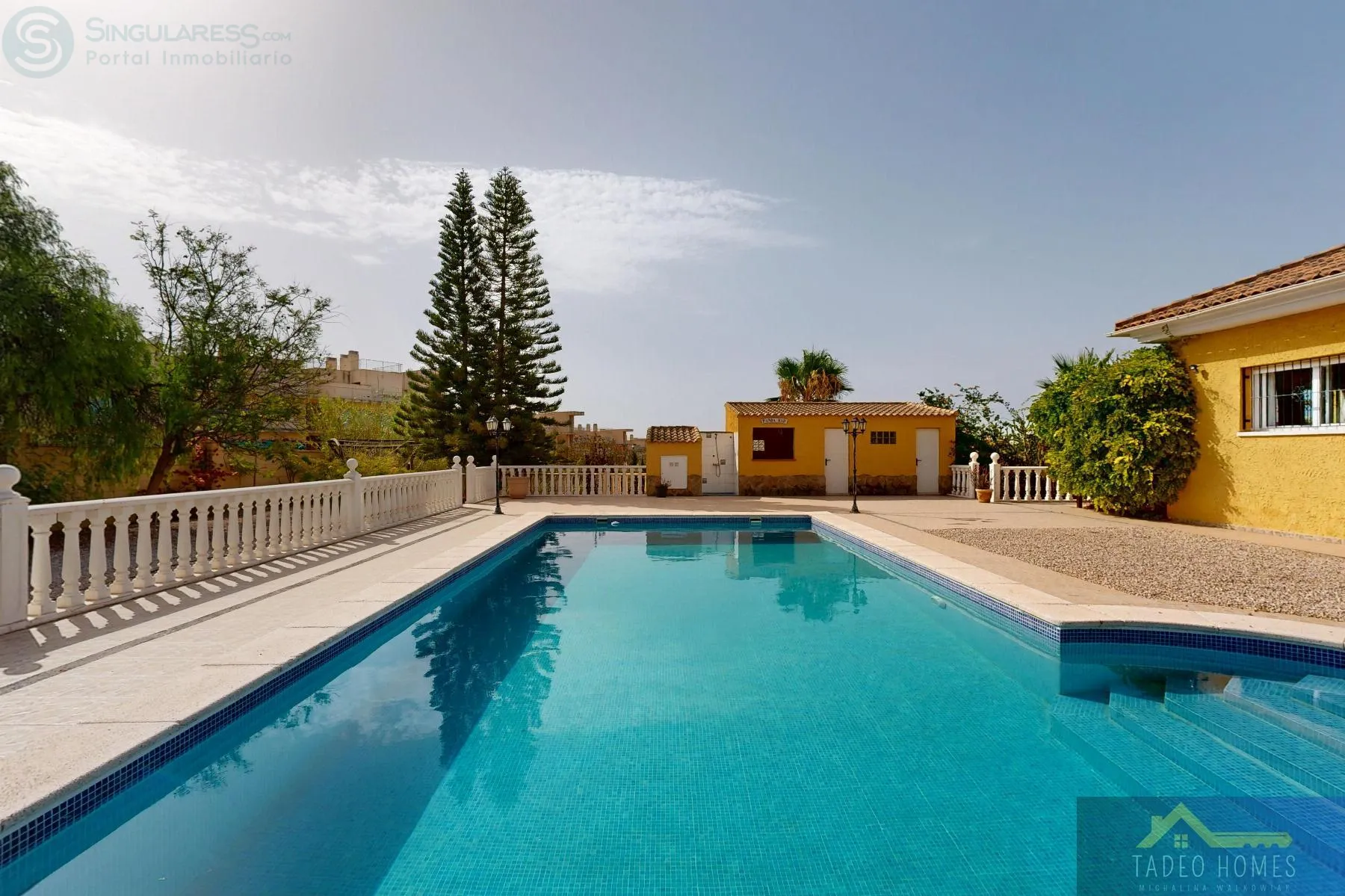 Comprar chalet de 520m² en Murcia