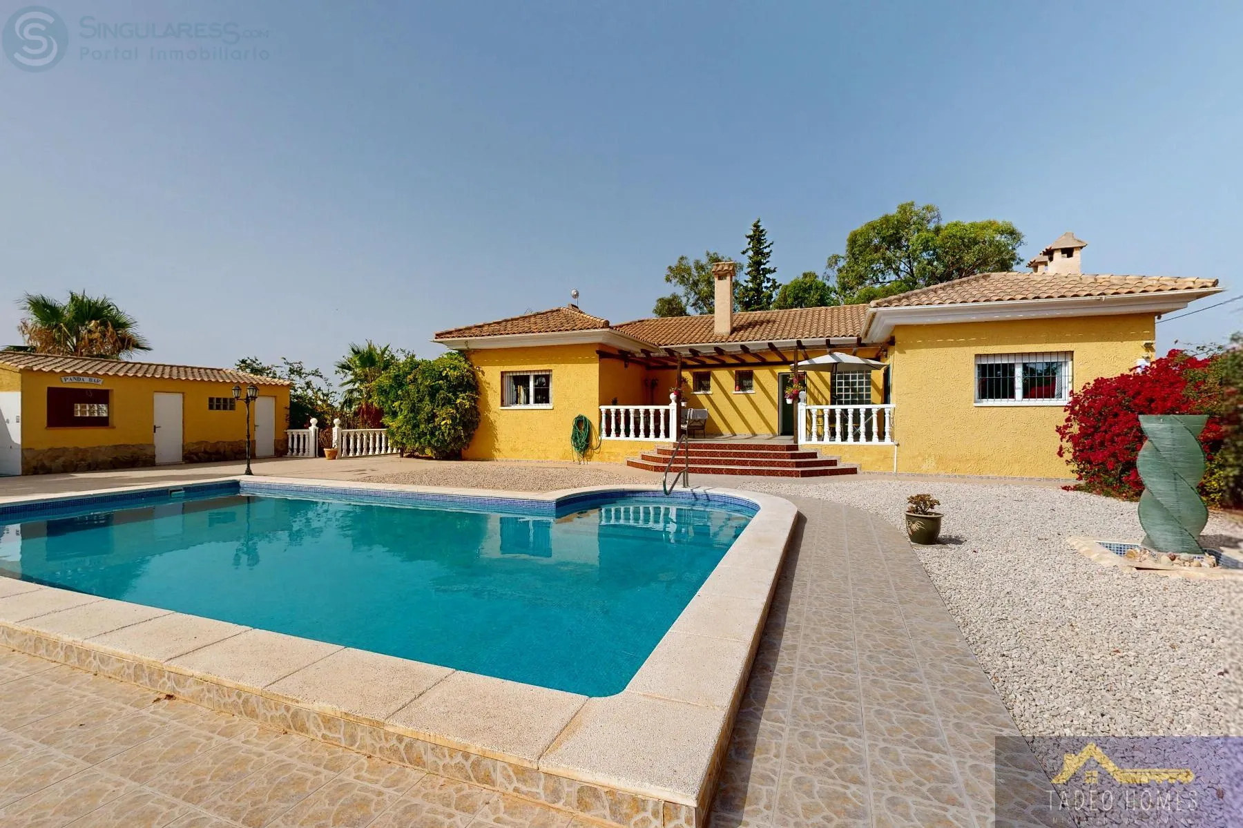 Comprar chalet de 520m² en Murcia