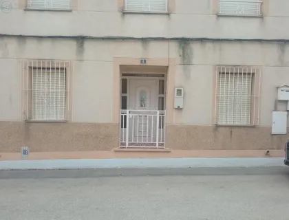 Comprar casa de 196m² en Cehegín