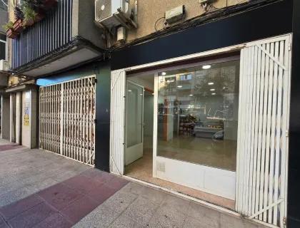 Alquilar instalaciones, naves industriales... de 60m² en Murcia