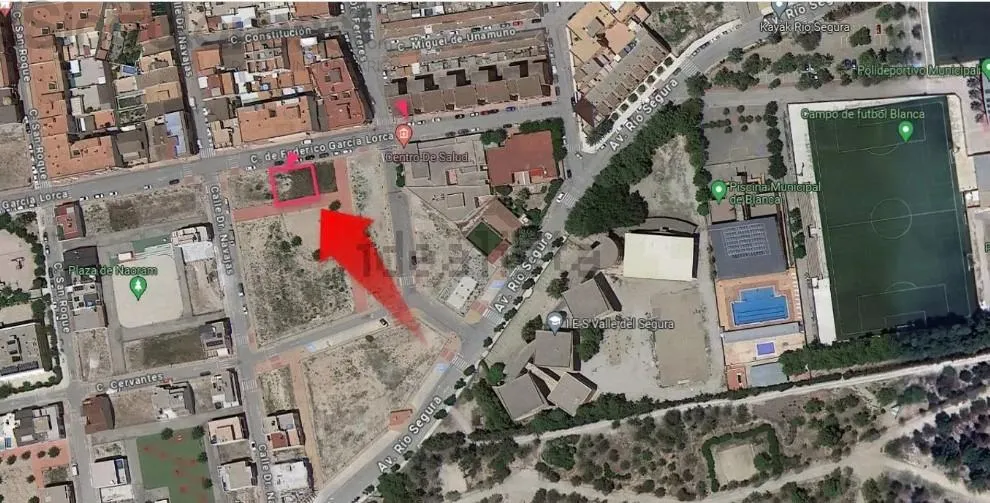 Comprar terreno en Calle Federico García Lorca nº 25 en Blanca