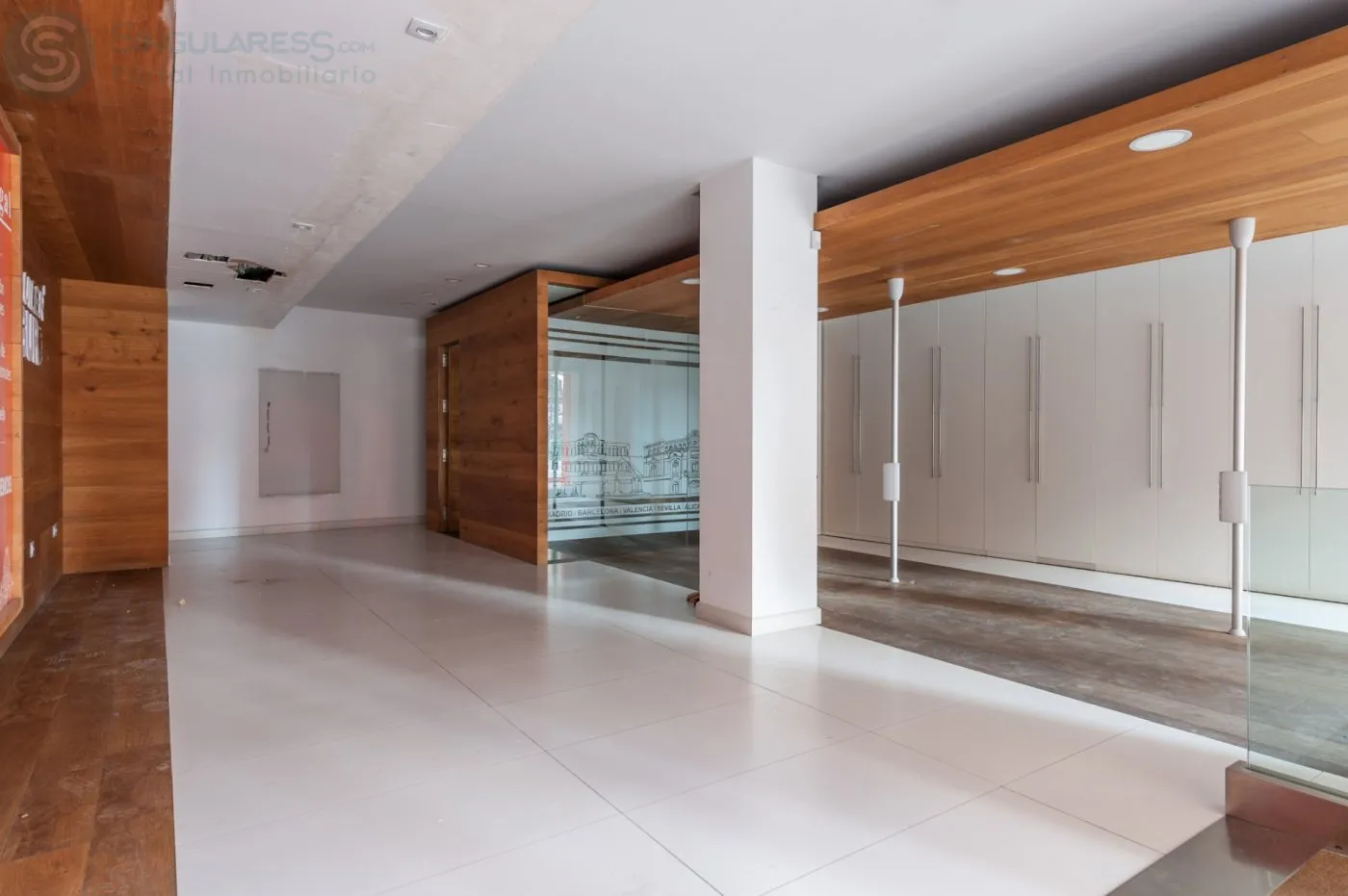 Alquilar instalaciones, naves industriales... de 230m² en Murcia