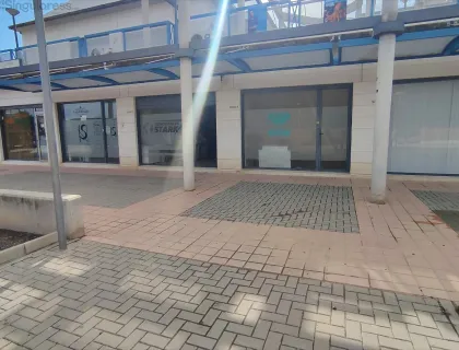 Comprar instalaciones, naves industriales... de 50m² en Murcia