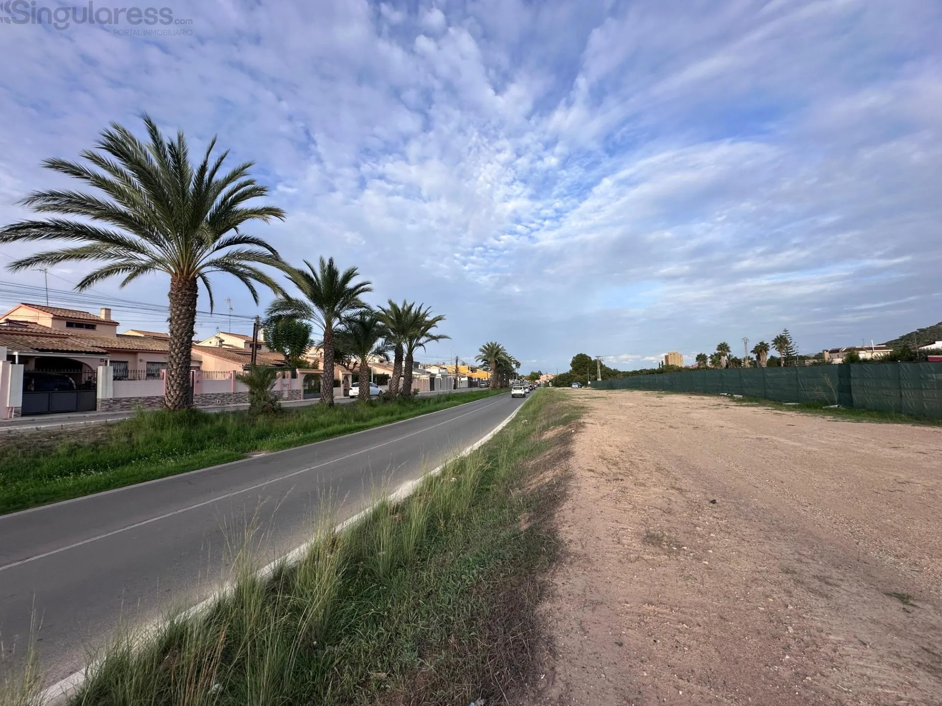 Comprar terreno en Avenida José Luis Meseguer en Cartagena