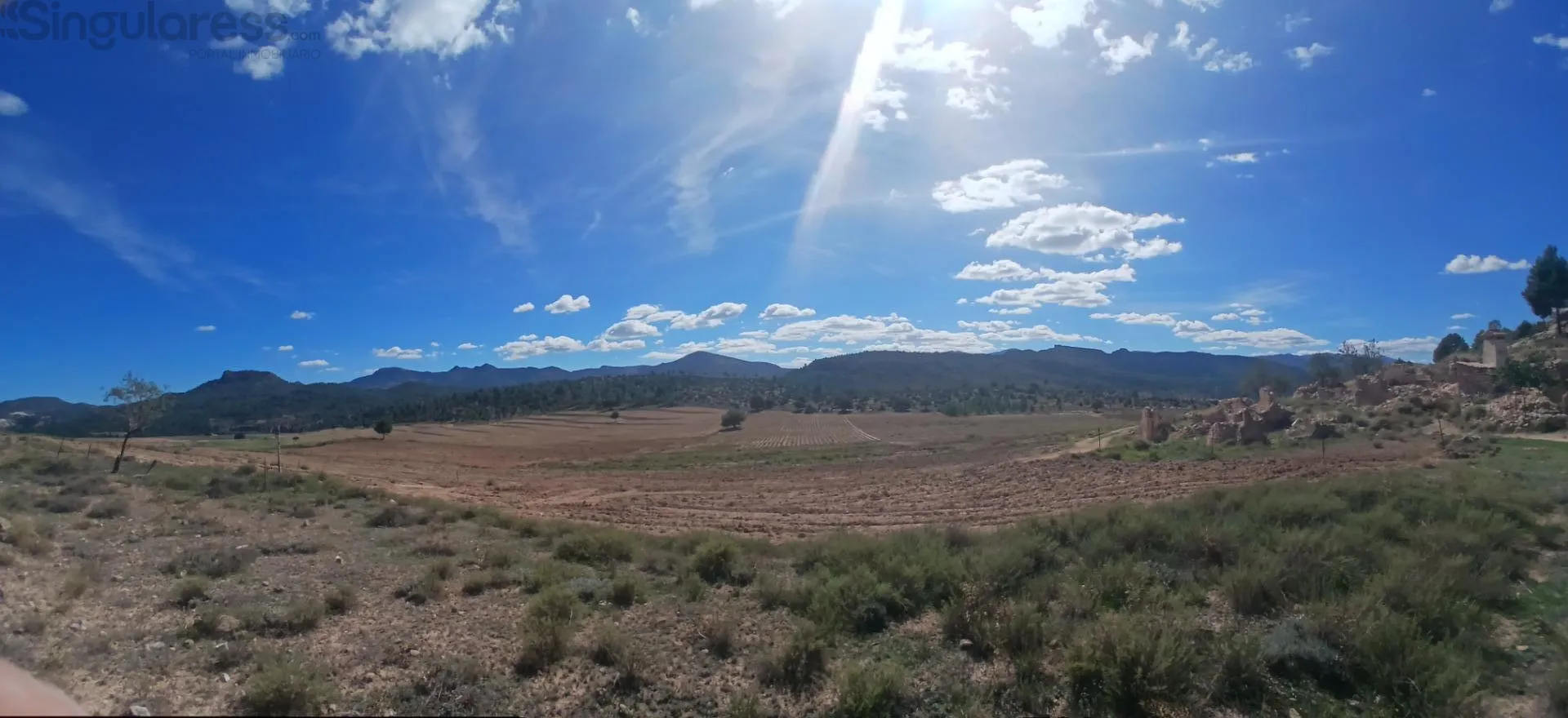 Comprar terreno de 600000m² en Nerpio