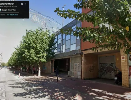Comprar garaje de 20m² en Murcia