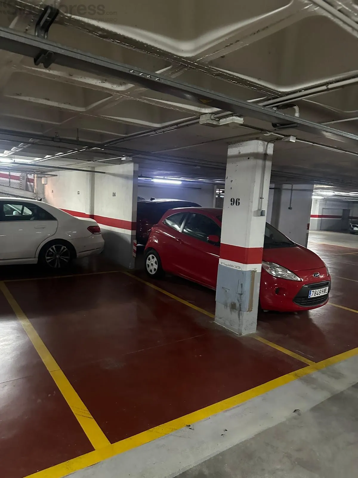 Comprar garaje de 20m² en Murcia