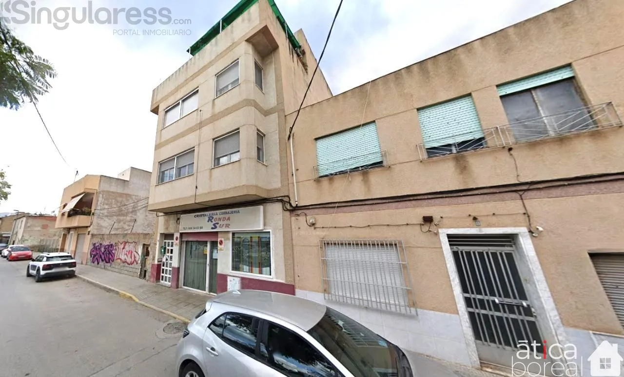 Comprar piso de 99m² en Murcia