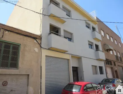 Comprar local de 156m² en Murcia