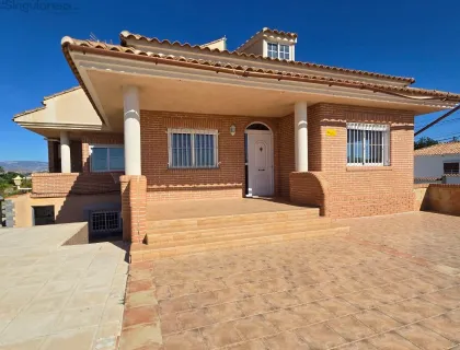 Comprar casa de 1200m² en Molina de Segura