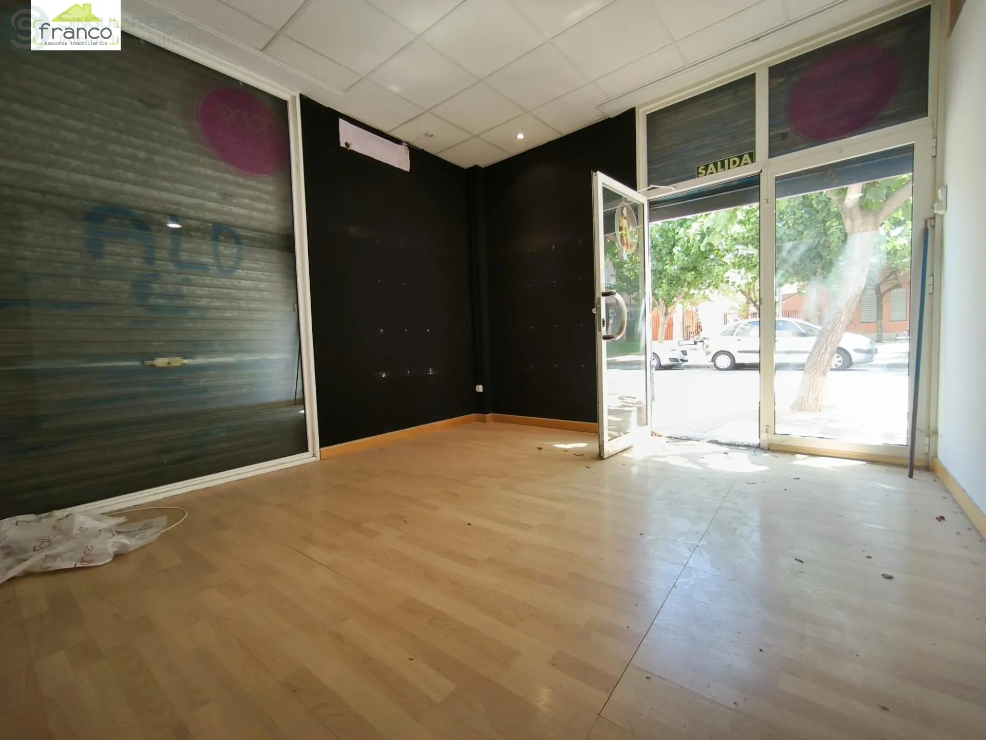 Alquilar instalaciones, naves industriales... de 55m² en Murcia