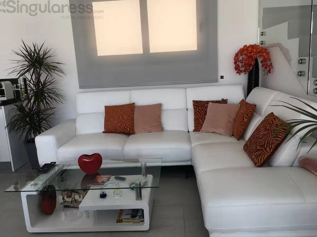 Comprar casa de 210m² en San Miguel de Salinas