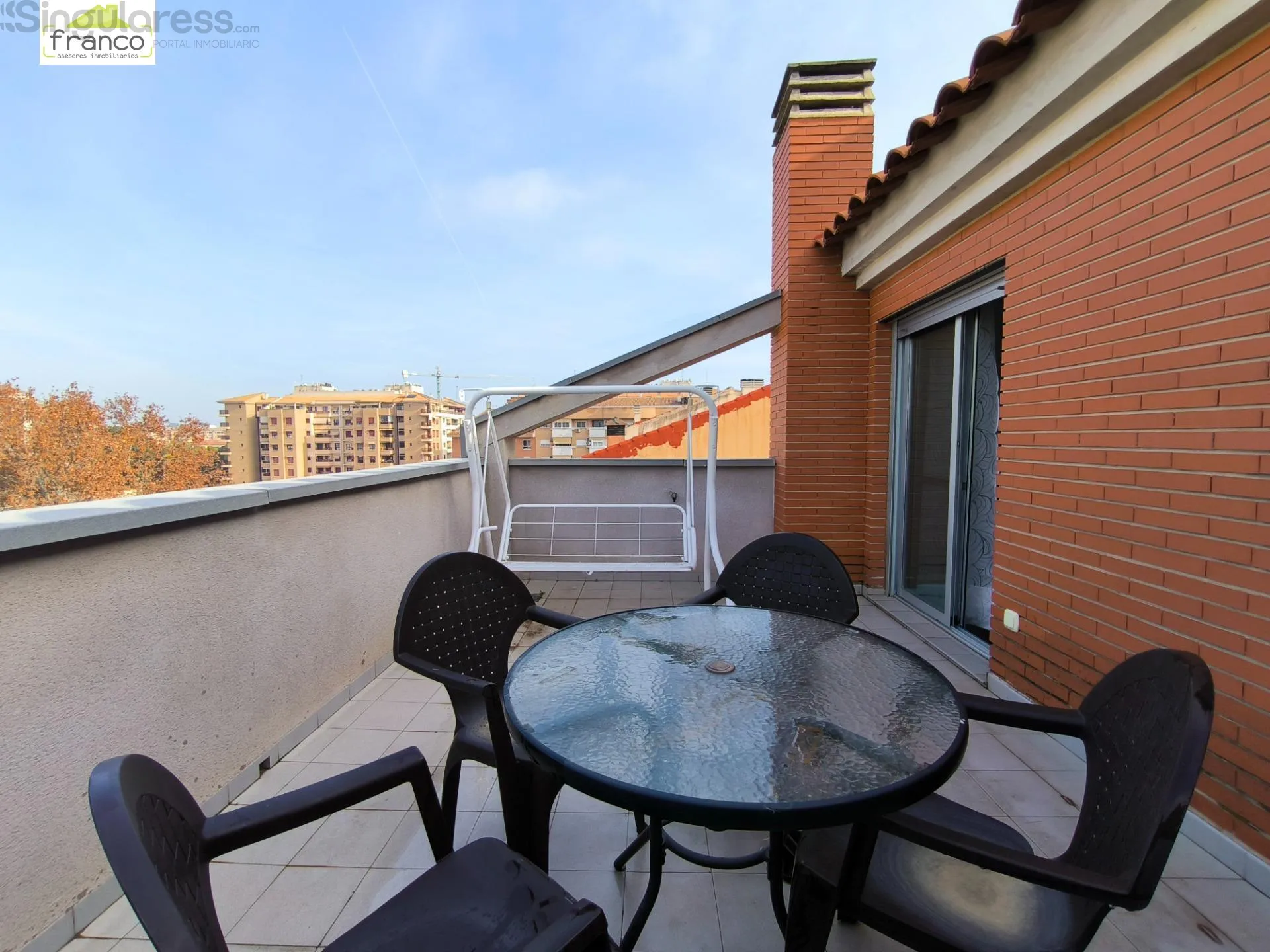 Alquilar ático de 70m² en Murcia
