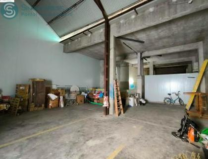 Comprar instalaciones, naves industriales... de 90m² en Murcia