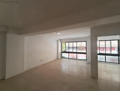 Comprar oficina de 150m² en Alicante