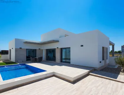 Comprar casa de 112m² en Daya Nueva