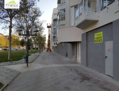 Comprar instalaciones, naves industriales... de 130m² en Murcia