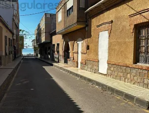 Comprar casa de 250m² en Los Alcázares