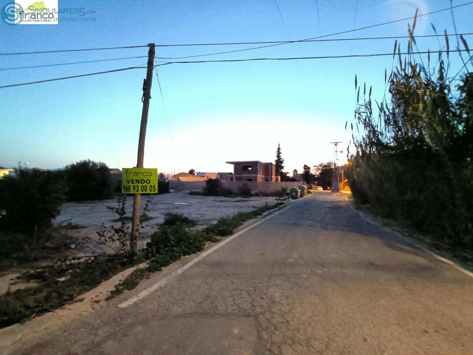 Comprar terreno de 1240m² en Murcia