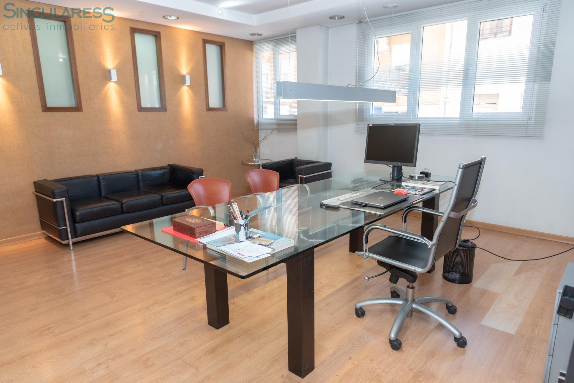 Comprar oficina de 185m² en Molina de Segura