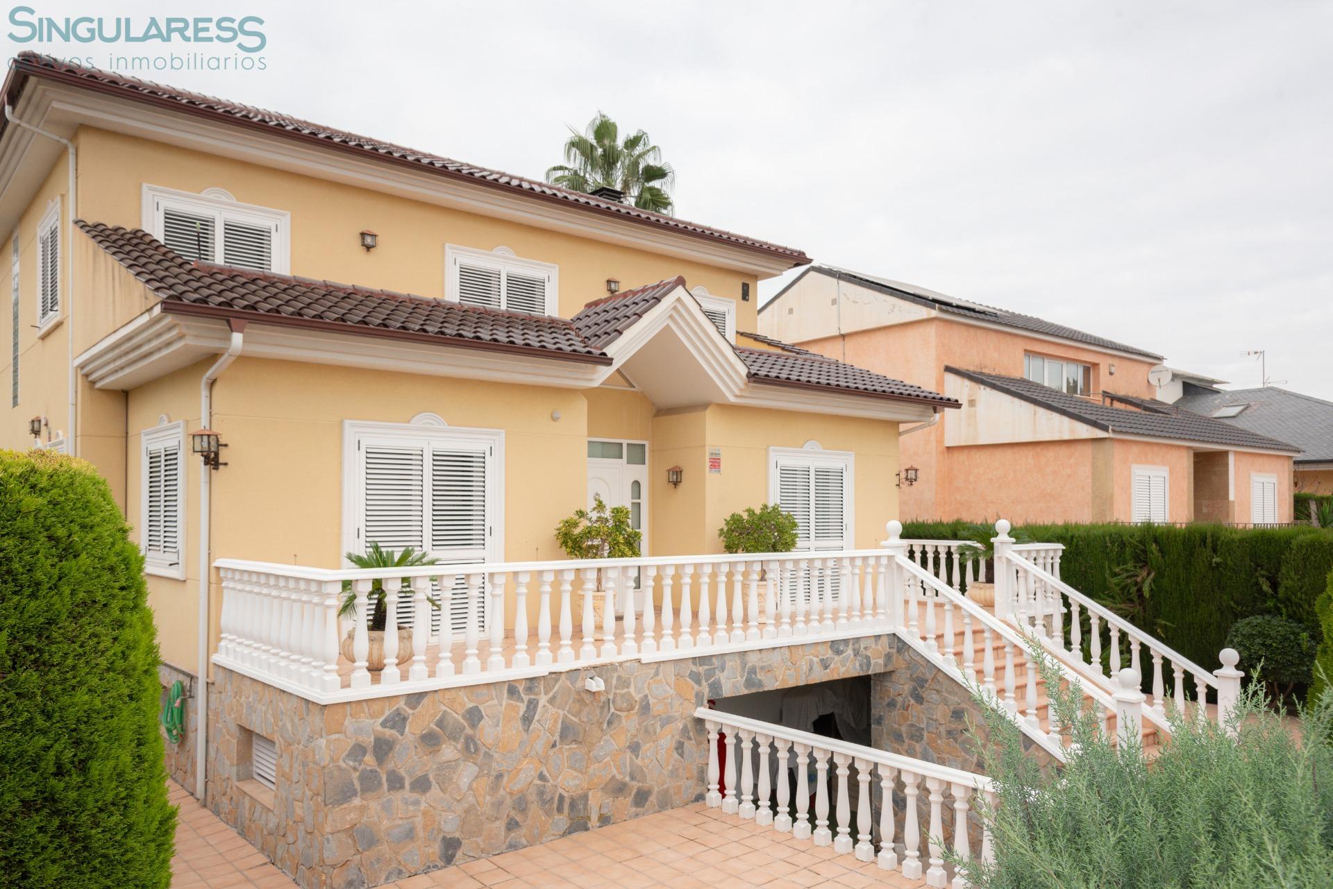 Comprar casa de 609m² en Murcia