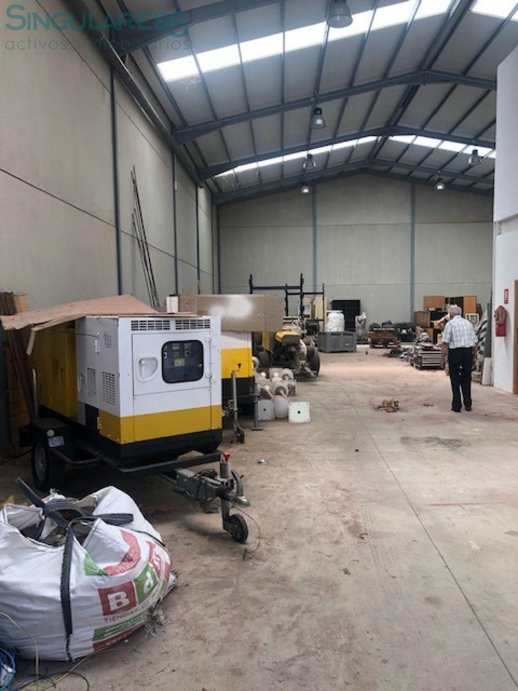 Comprar instalaciones, naves industriales... de 620m² en Cartagena