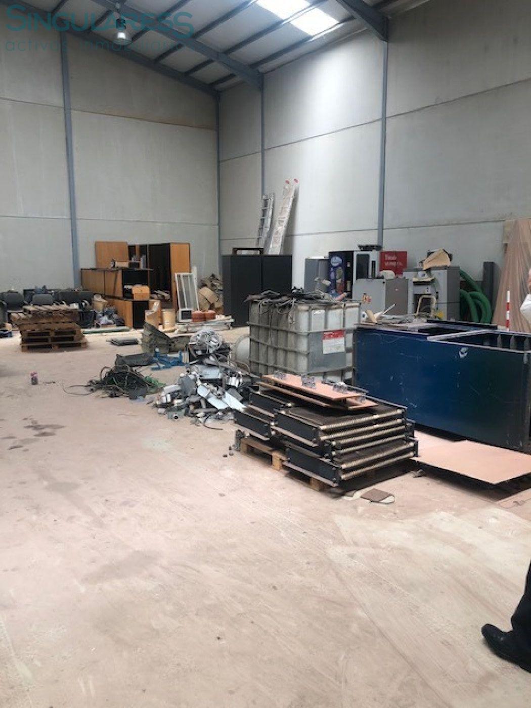 Comprar instalaciones, naves industriales... de 620m² en Cartagena