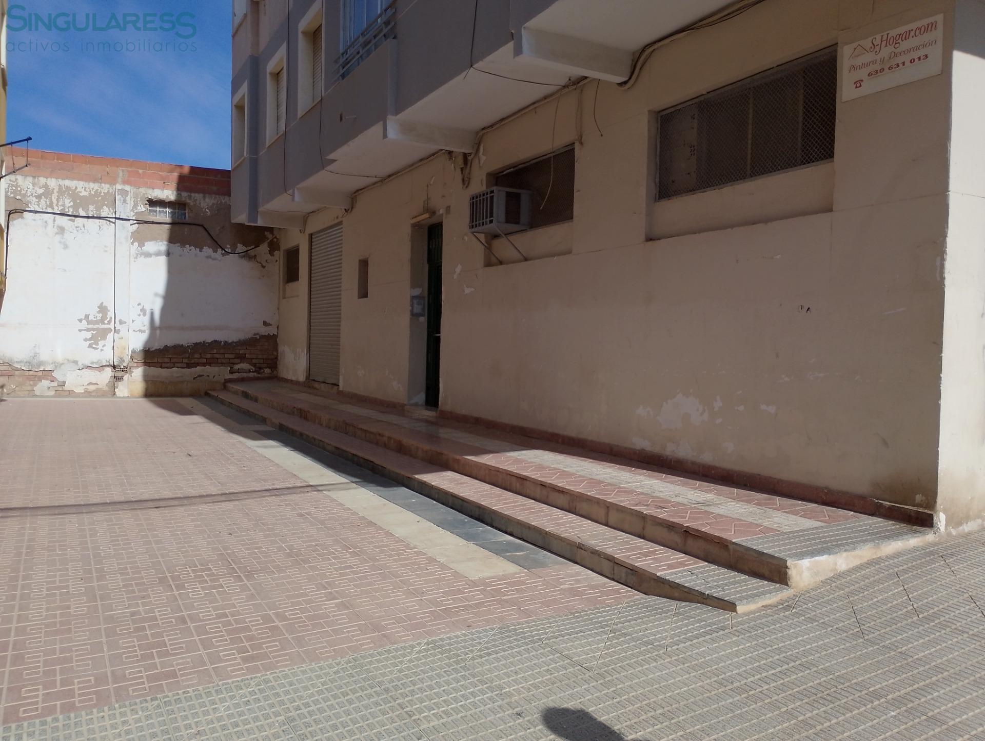 Comprar instalaciones, naves industriales... de 189m² en Cartagena