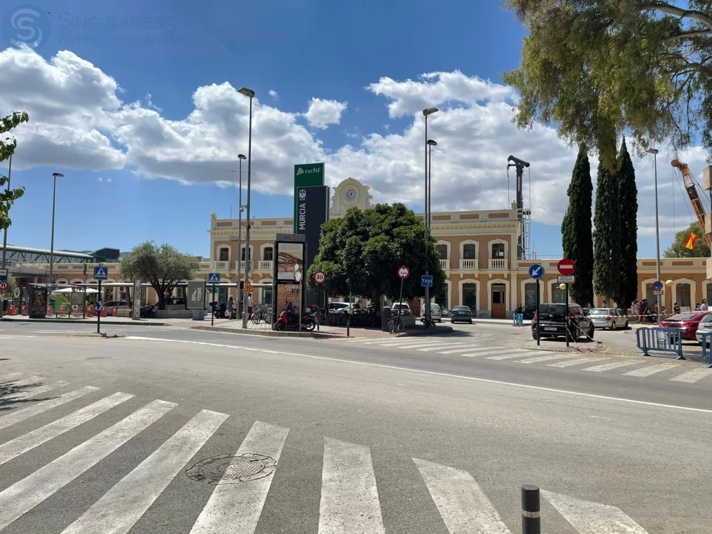 Comprar instalaciones, naves industriales... en Calle GALDO nº 22 en Murcia