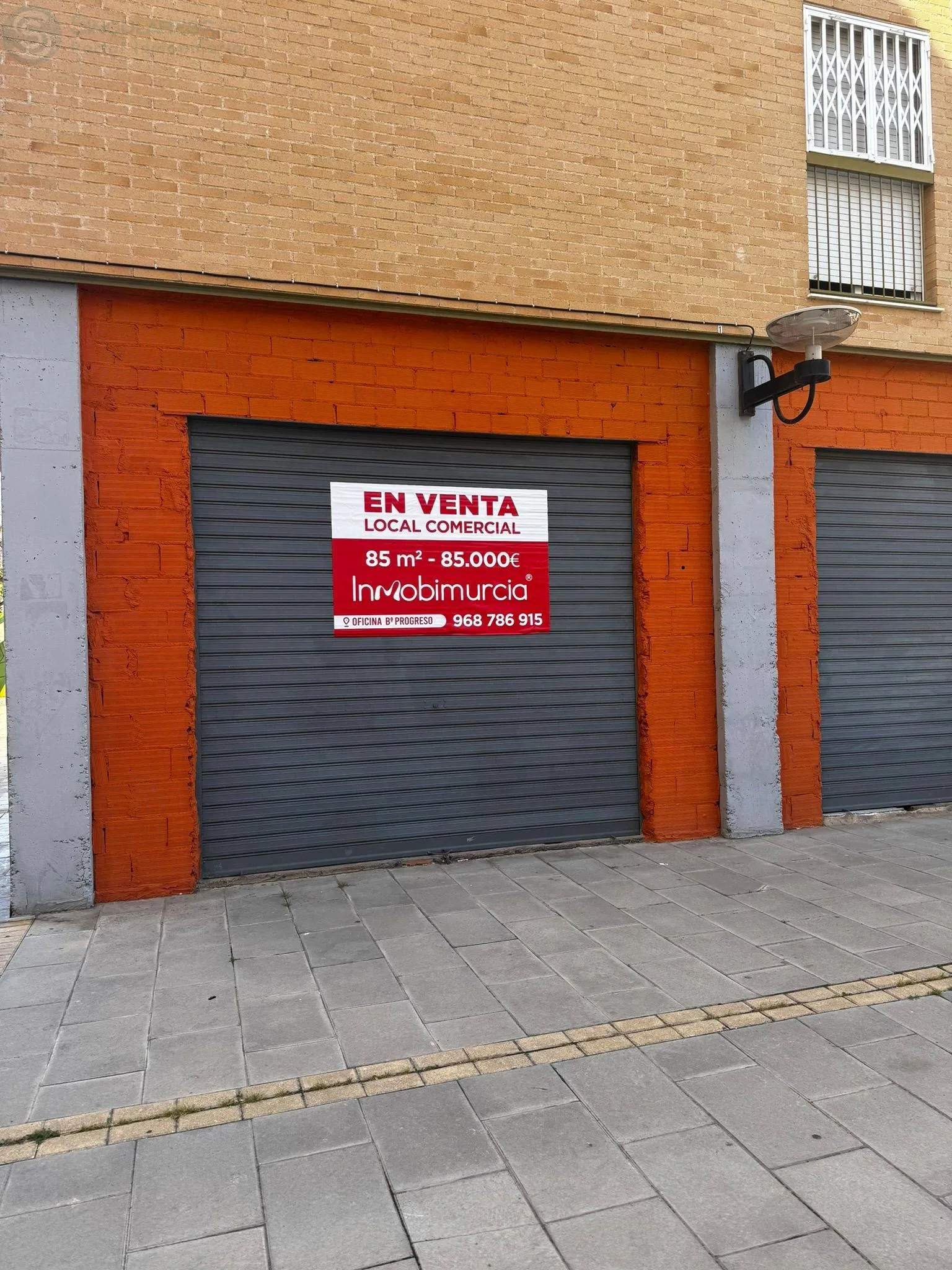 Comprar instalaciones, naves industriales... de 83m² en Murcia