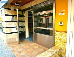 Venta de local comercial céntrico en Los Belones