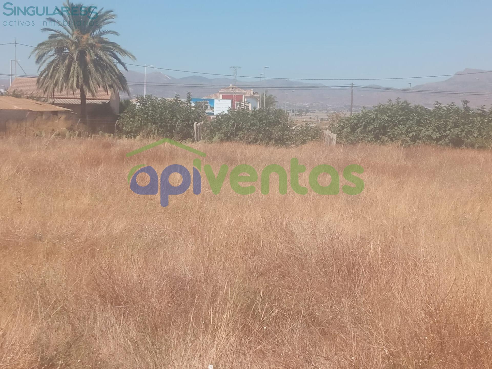 Comprar terreno de 2819m² en Lorca